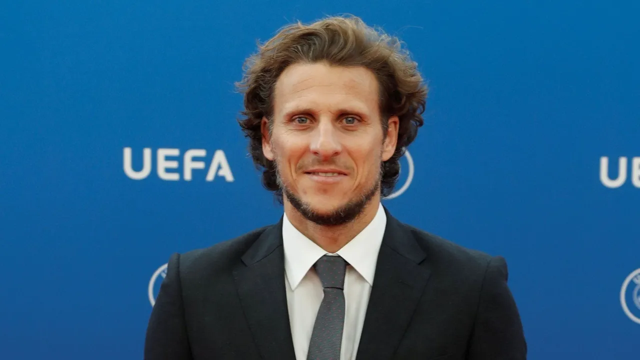 Tsohon ɗanwasan Man United, Diego Forlan zai zama kocin Uruguay