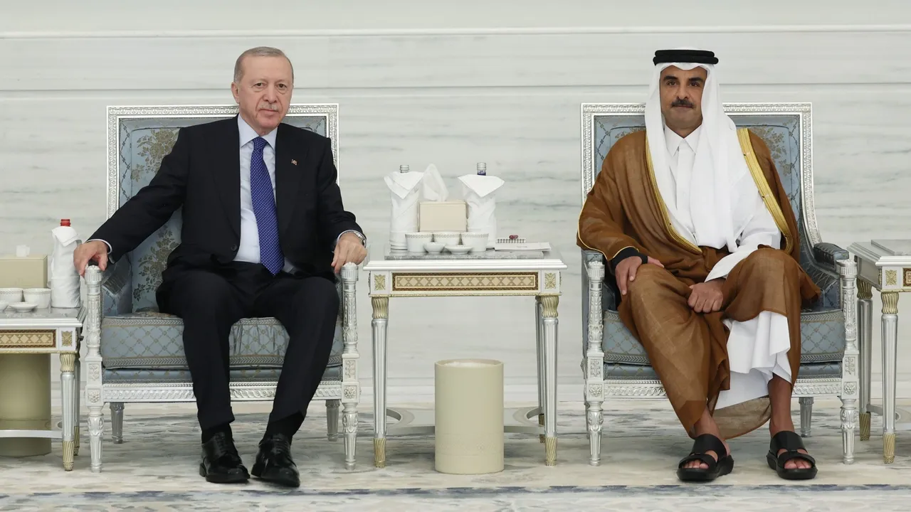 ابراز تسلیت رئیس‌جمهور اردوغان در دوحه در پی درگذشت امیر پیشین قطر