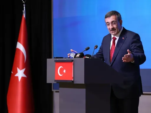 معاون رئیسجمهور: مقاومت مردم در ۱۵ جولای ۲۰۱۶مسیر دموکراسی ترکیه را استحکام بخشید