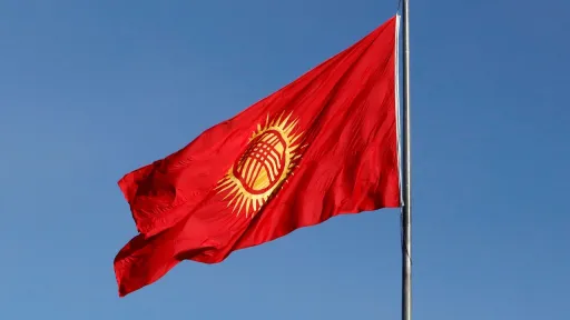Кыргызстан временно запретил экспорт нефти и топлива