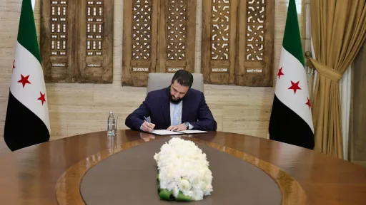 الشرع يُجري تعيينات جديدة في مكتب الأمن الوطني والاستخبارات العامة