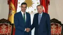 أردوغان يهنئ سانشيز بفوز إسبانيا بكأس العالم ويشيد بموقف مدريد تجاه فلسطين