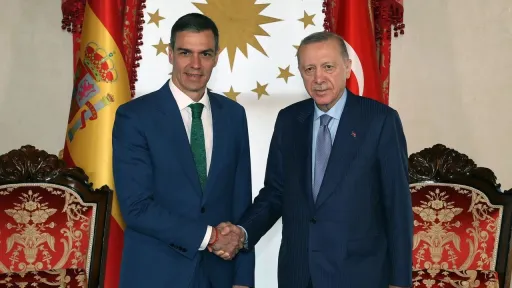 اردوغان در تماس تلفنی با سانچز، قهرمانی اسپانیا در جام جهانی را تبریک گفت