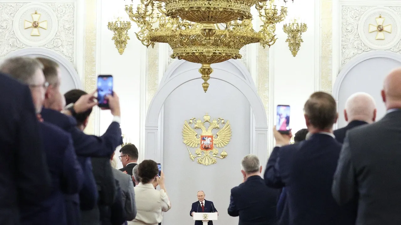Путин: “Ресей өз мақсаттарына жету үшін бар күшін салады”