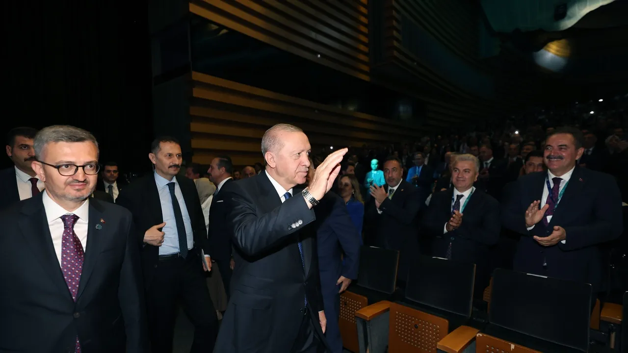 Президент Ердоған 2-ші Коммуникация құрылтайында сөз сөйледі