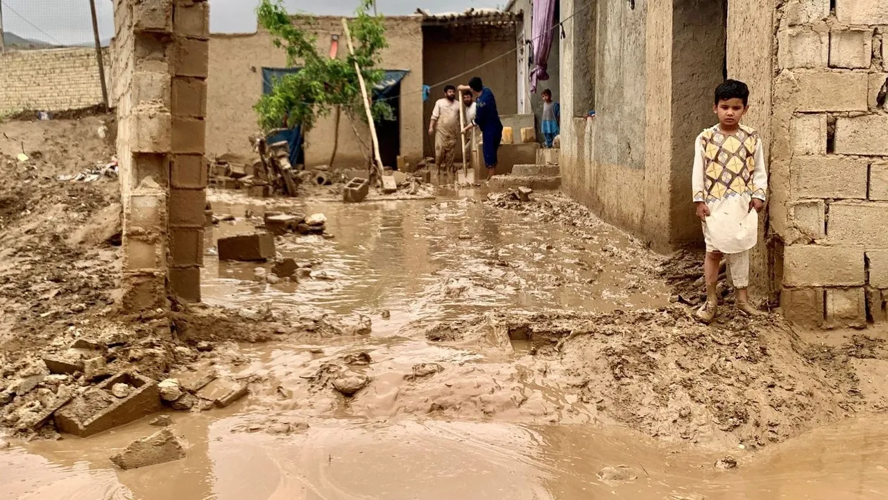 سیلابهای افغانستان؛ ۳۵۱ کشته و بیش از ۲۴ هزار خانواده آسیبدیده