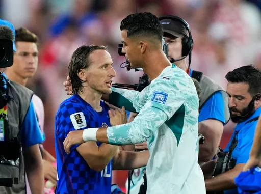 Ronaldo and Ramos score as Portugal beat Croatia 2-1 to enter World Cup last 16