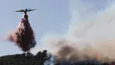 Le sud de la France en proie à de violents incendies, des milliers de personnes évacuées