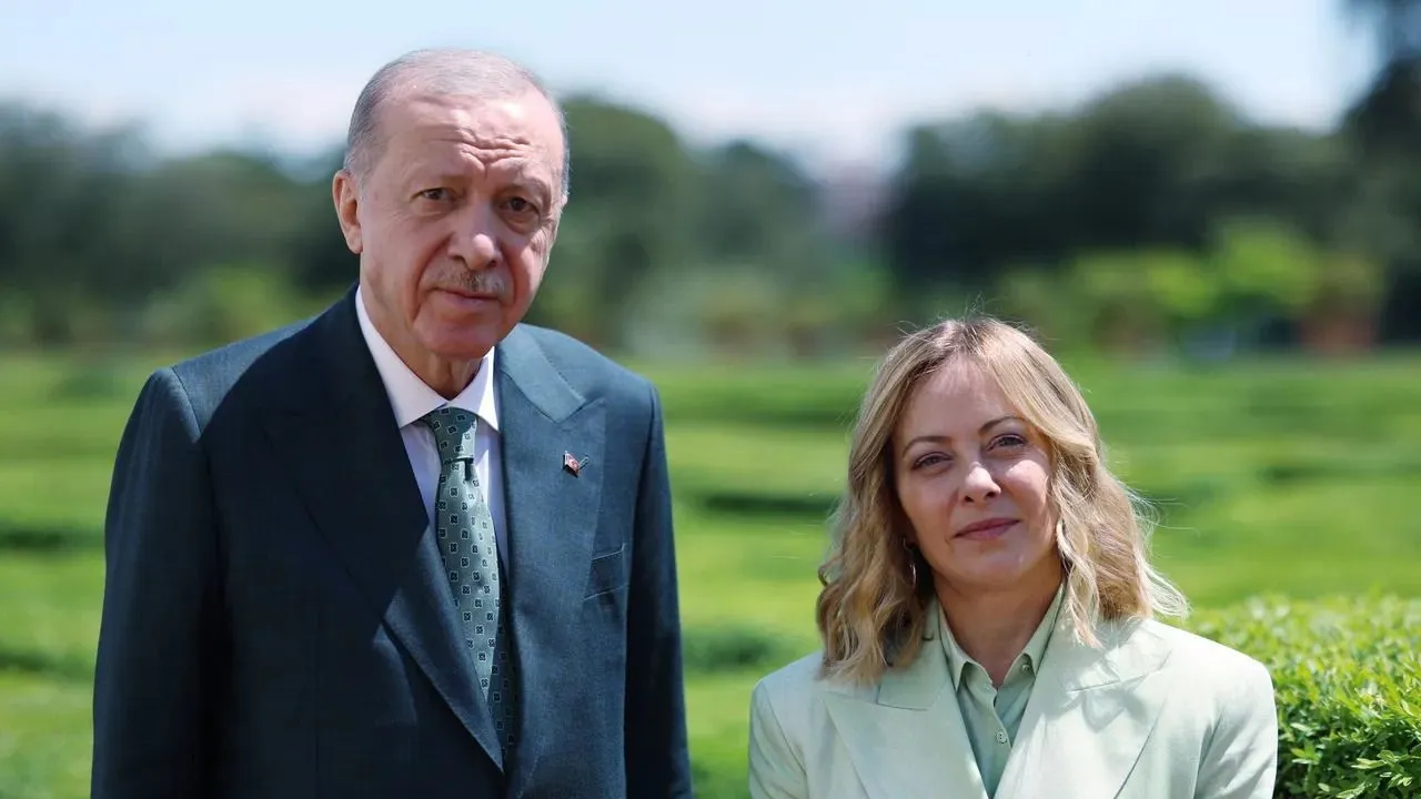 گفتوگوی تلفنی اردوغان و ملونی پیش از اجلاس ناتو در آنکارا