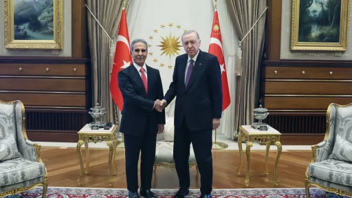 Ärdoğan Ğiraq Yuğarı mäxkämä şurası räisen qabul itte
