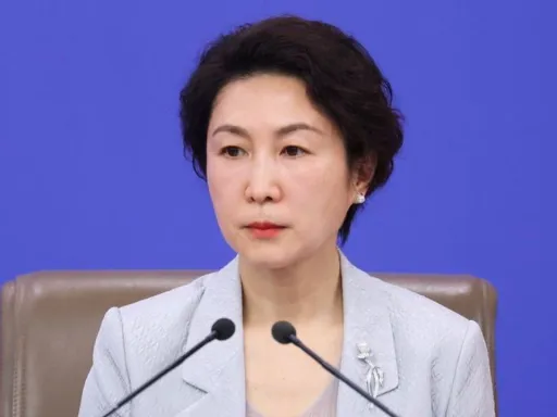 China rejeita notícia sobre alegado envio de lançadores de mísseis para o Irão