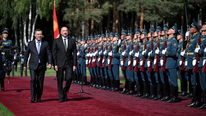 Qırğızstan belän Azärbaycan ilbaşları Esse-Küldä oçraştı