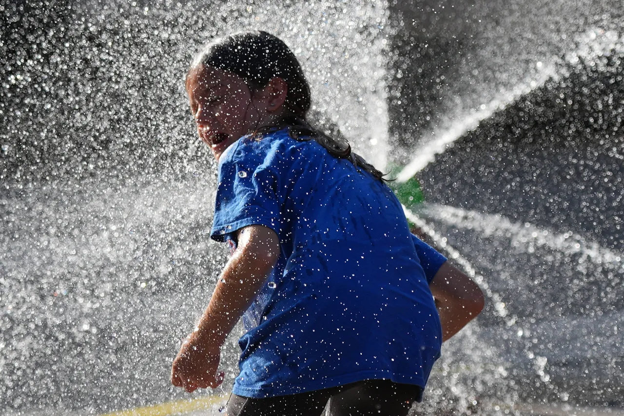 Eastern US in grip of record-shattering heatwave