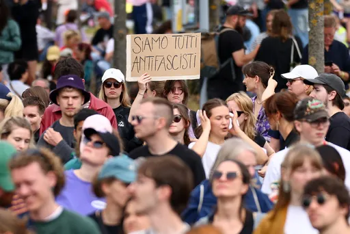 Germans protest, block roads in massive rally to stop far-right AfD party convention
