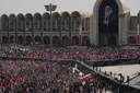 Sherehe za mazishi ya Ali Khamenei zinaanza nchini Iran huku umati mkubwa ukidai kulipizwa kisasi