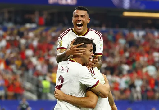 Spain squeeze past Portugal in stoppage time to reach World Cup quarterfinals