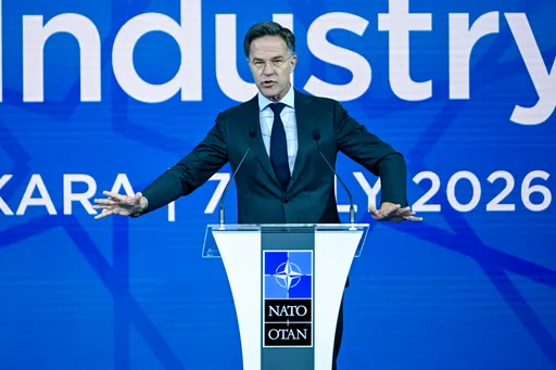 Rutte predstavio tri multinacionalna odbrambena projekta na otvaranju samita NATO-a