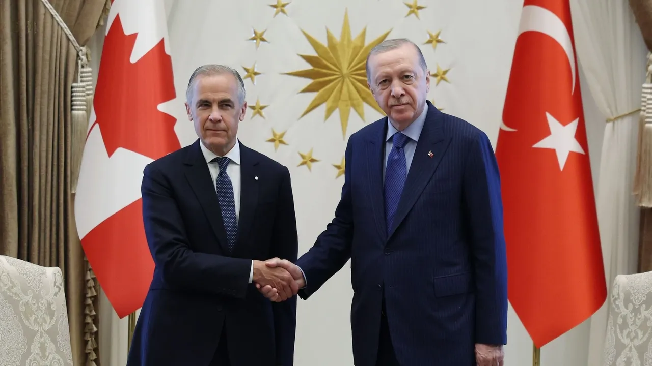 دیدار رئیسجمهور اردوغان و نخستوزیر کانادا در حاشیه اجلاس ناتو در آنکارا