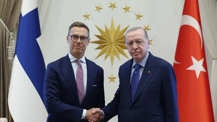 Le président finlandais Stubb à Erdogan: "Ensemble, nous construisons une Europe plus sûre"