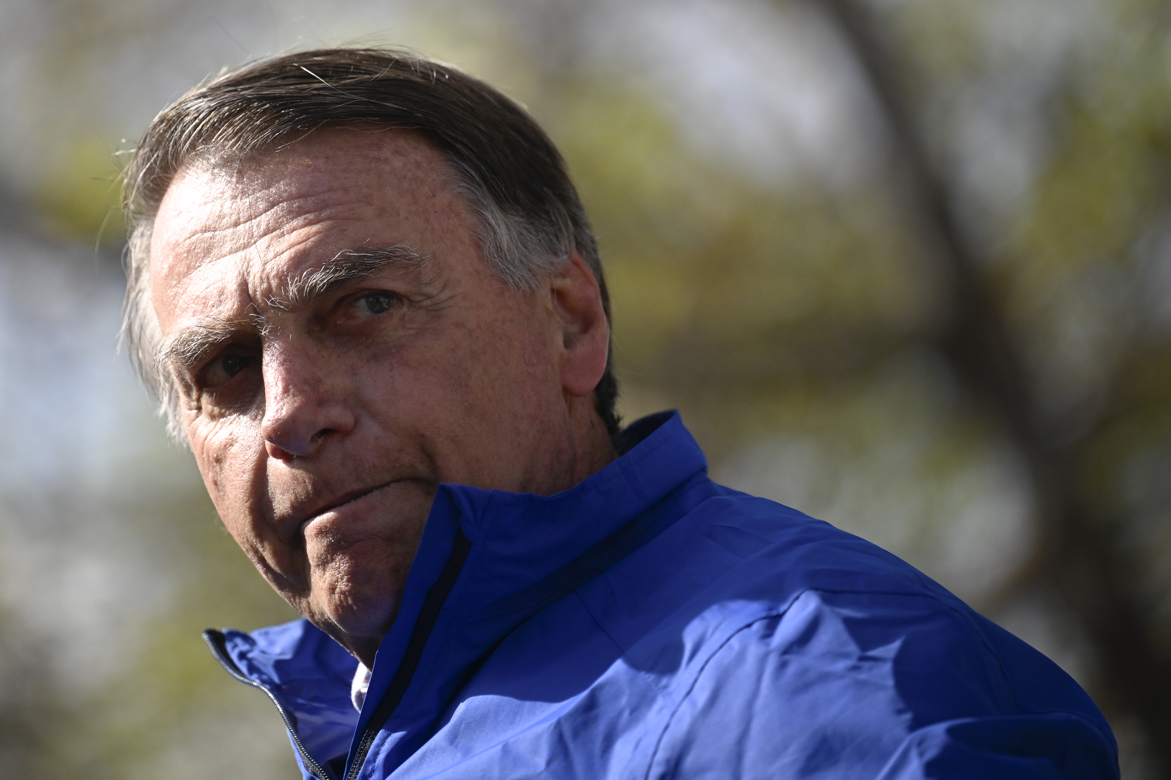 Polisi wapekua nyumba ya rais wa zamani, Jair Bolsonaro