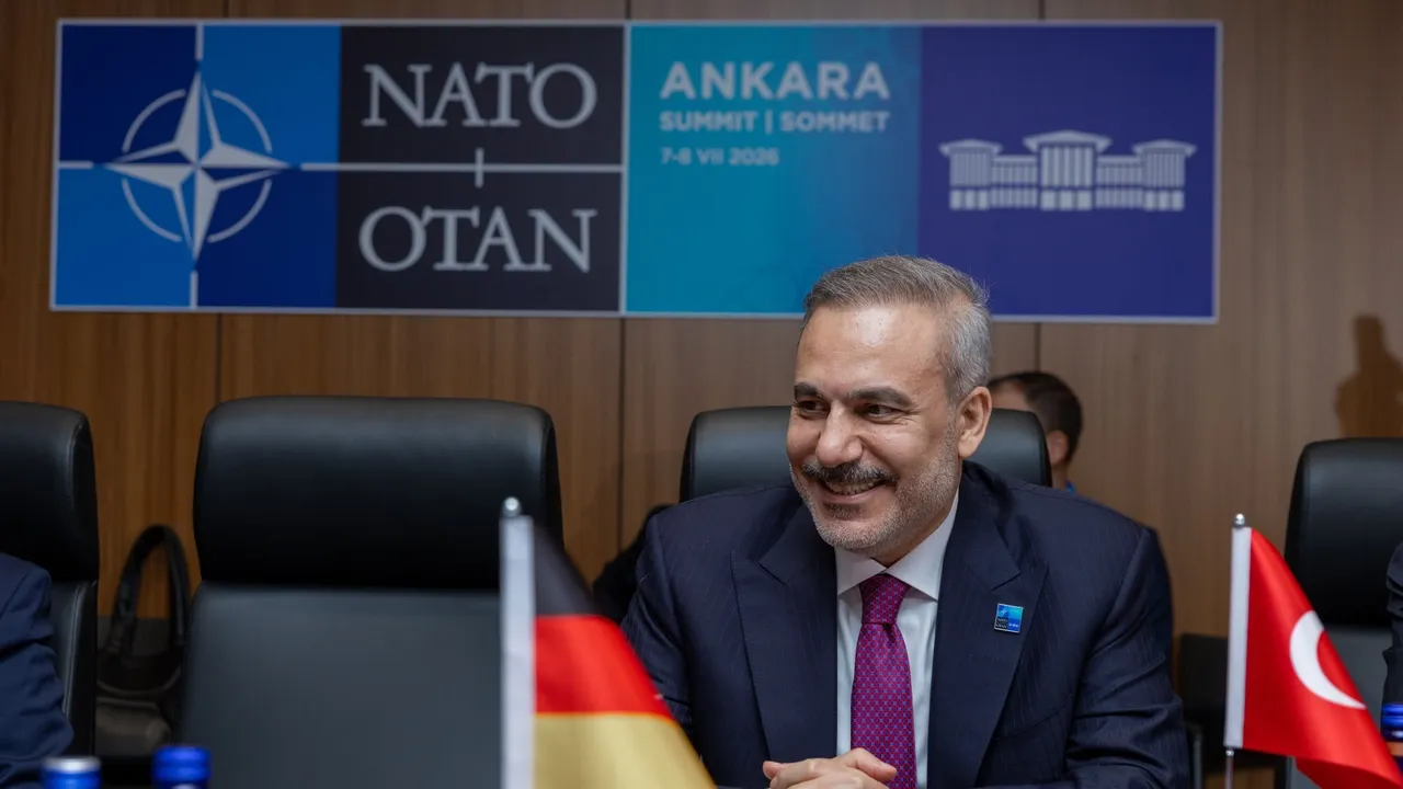 Ministro Fidan: Cimeira da NATO em Ancara concluída com sucesso