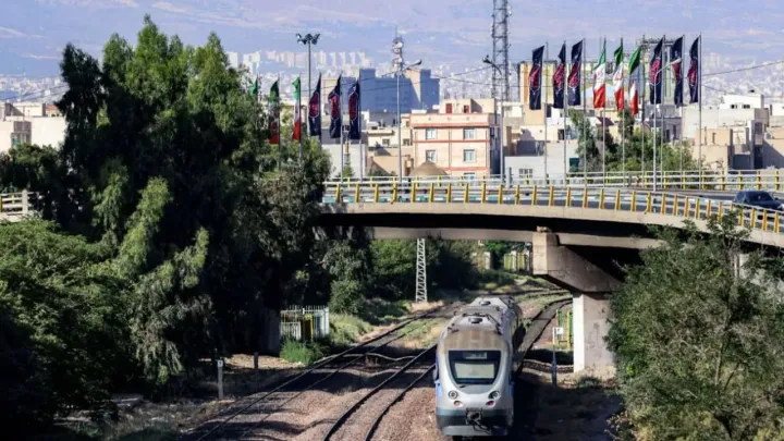 حملات تازه آمریکا به ایران؛ از اطراف نیروگاه بوشهر تا پل راهآهن در گلستان