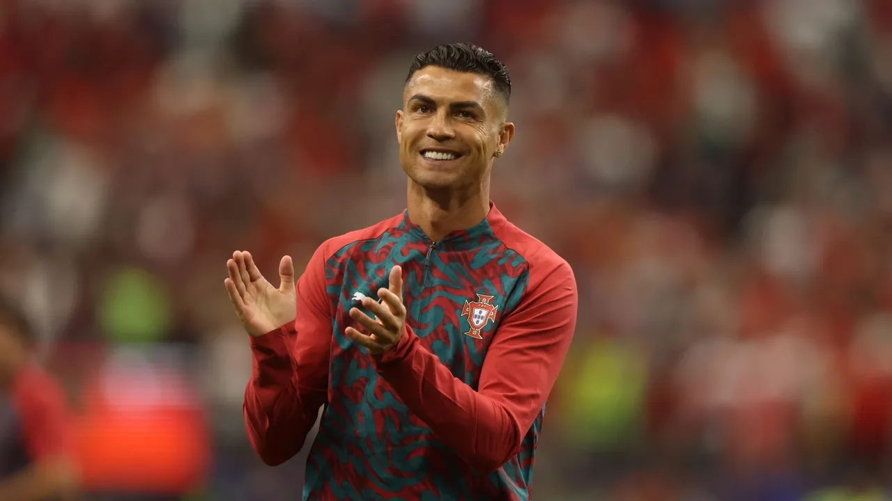 Despedida de uma lenda: jornada inacabada de Ronaldo no Mundial chega ao fim após 20 anos de glória