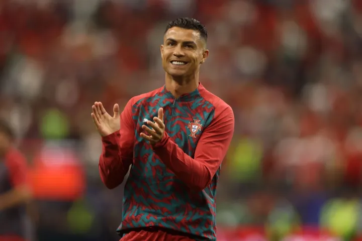 Despedida de uma lenda: jornada inacabada de Ronaldo no Mundial chega ao fim após 20 anos de glória