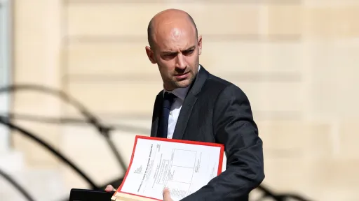 France: Jean-Noël Barrot appelle à la reprise des négociations entre Washington et Téhéran
