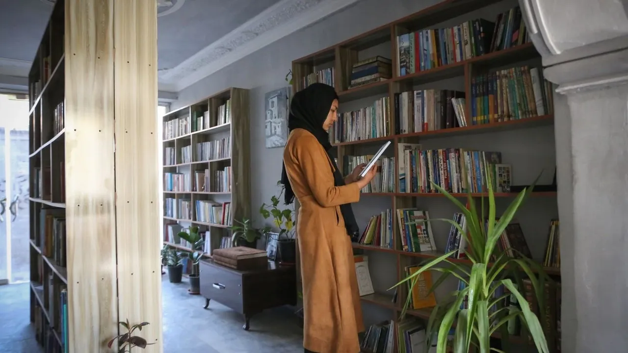 یونسکو: ۲.۴ میلیون دختر افغان از تحصیل در مقطع متوسطه بازماندهاند