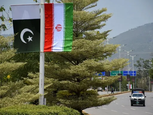 پاکستان از تشدید تلاشها برای احیای مذاکرات آمریکا و ایران خبر داد