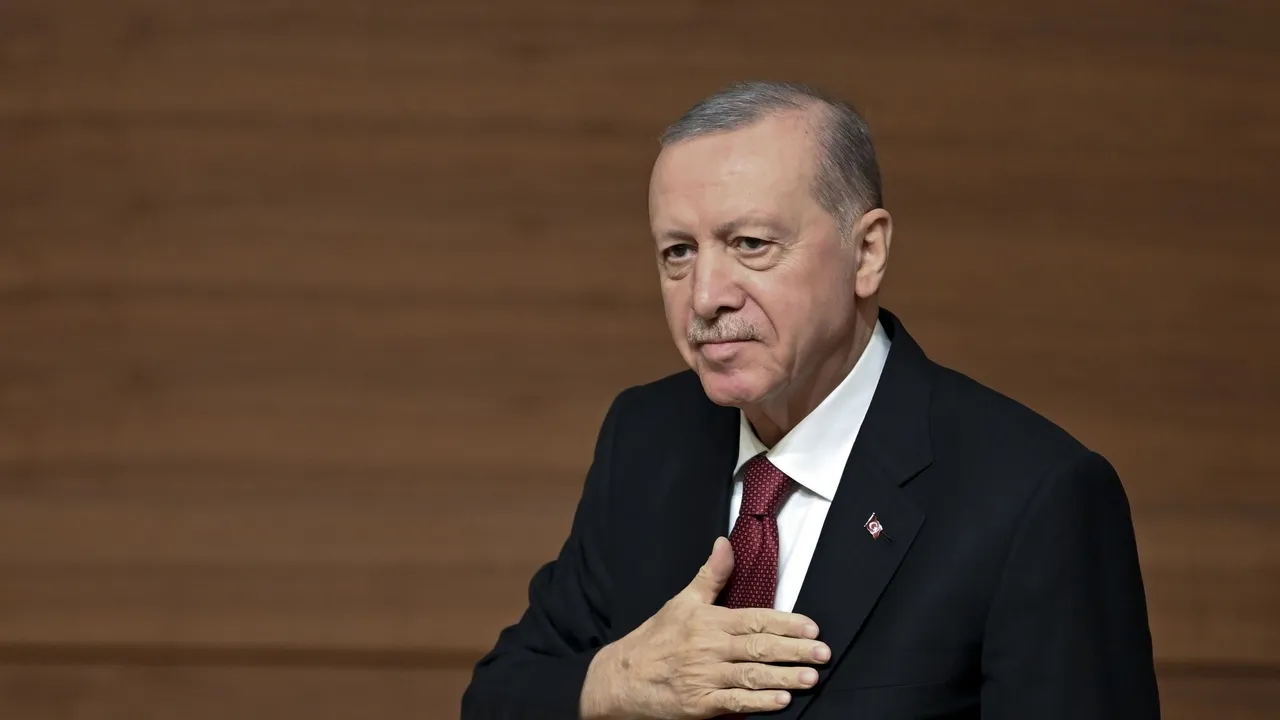Presidente Erdogan: "Os atores da própria região devem resolver os problemas da região"