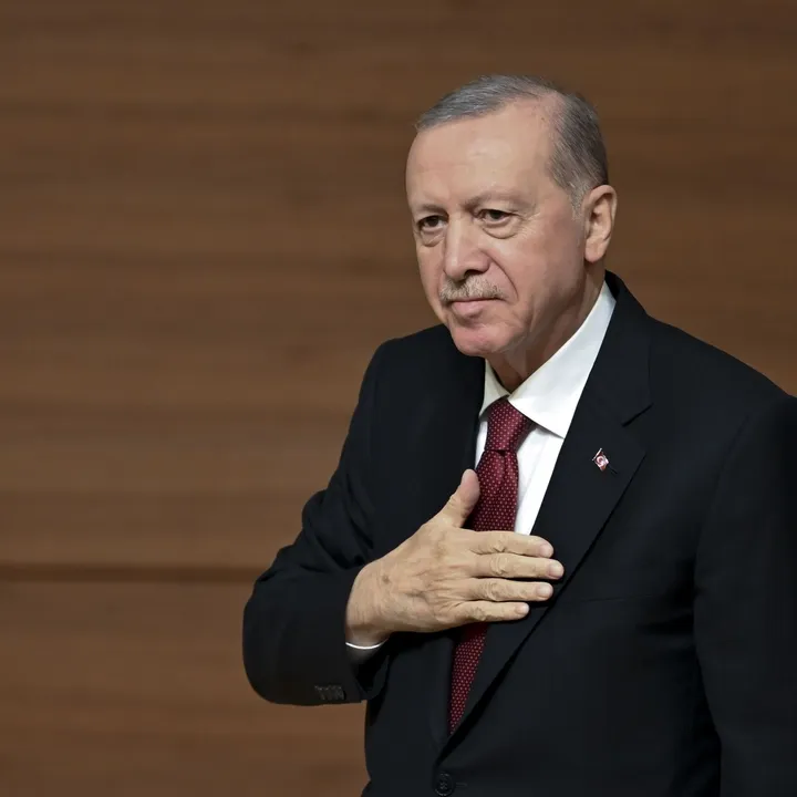 Presidente Erdogan: "Os atores da própria região devem resolver os problemas da região"