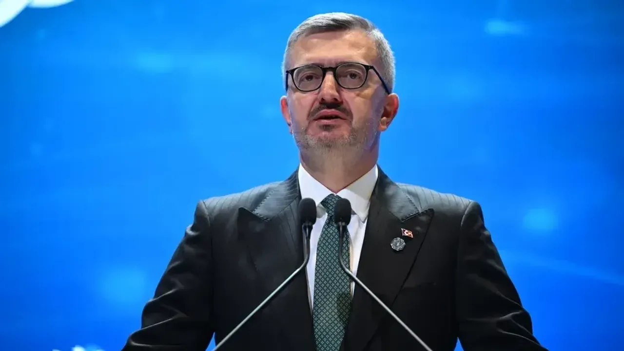 تركيا باليوم العالمي للعمل الإنساني: سنستمر بمد يد العون للمظلومين والمحتاجين حول العالم