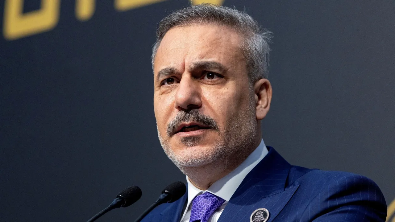 Tışqı êşlär ministrı Fidan Misır häm Soğud Ğaräbstanındağı wazıyfadaşları belän söyläşte