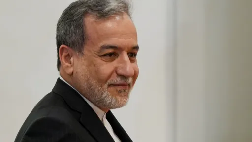 واکنش وزیر امور خارجه ایران به تهدید ترامپ علیه اقتصاد ایران