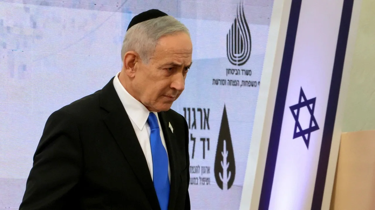 Ex-primeiro-ministro israelita critica a escalada "imprudente e estúpida" de Netanyahu com a Türkiye