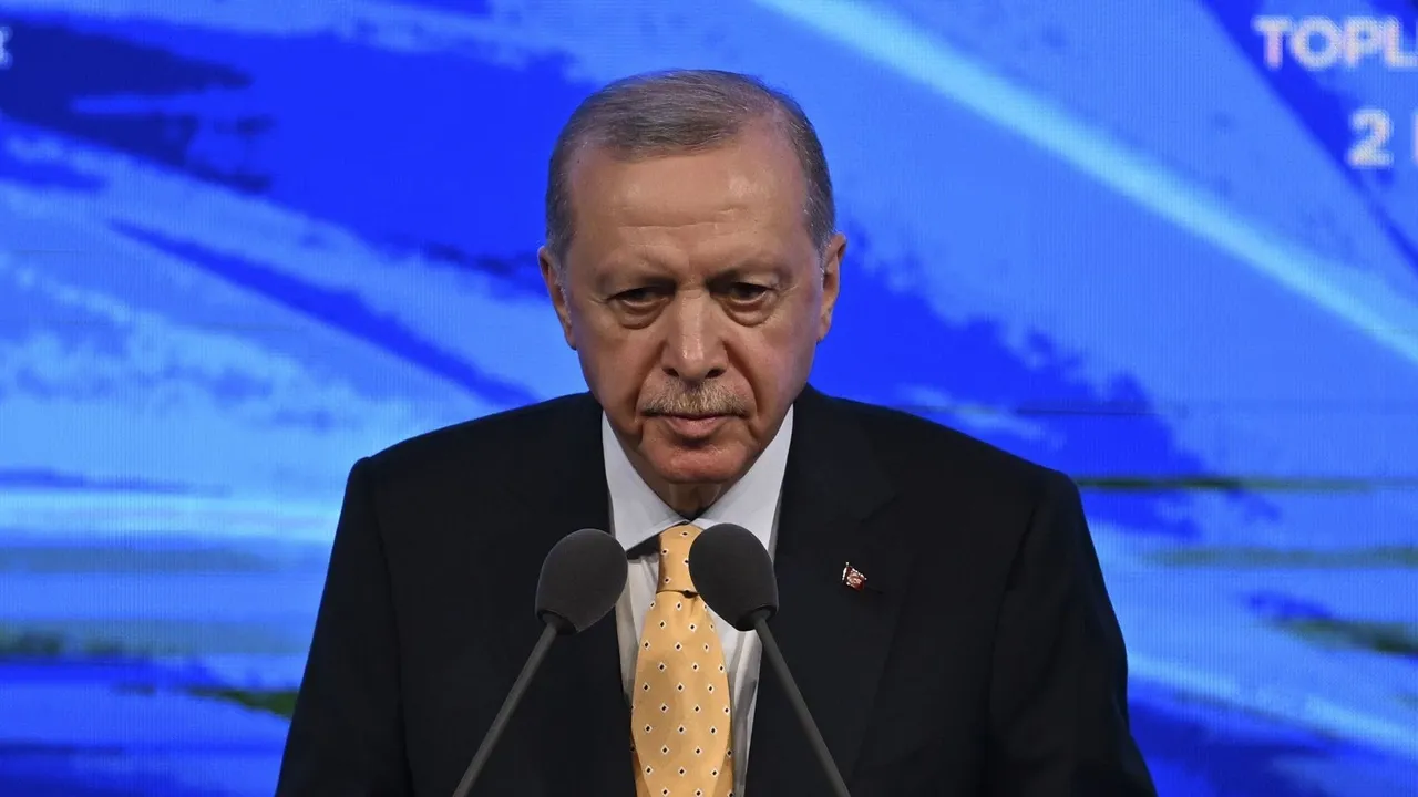 Presidente Erdogan: "Declaramos a amigos e inimigos que não toleraremos instabilidade na região"
