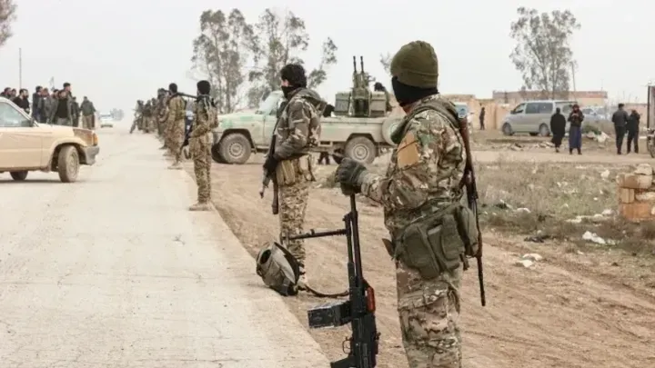 مظلوم عبدي يعلن حل واجهة تنظيم PKK/YPG الإرهابي واندماجه الكامل في مؤسسات الدولة السورية