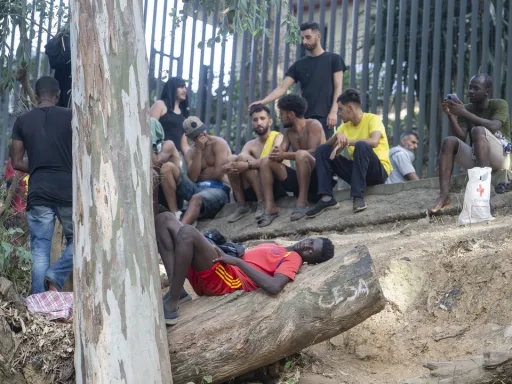 Espanha apela à unidade da UE em relação a Ceuta e critica as medidas fronteiriças de Itália