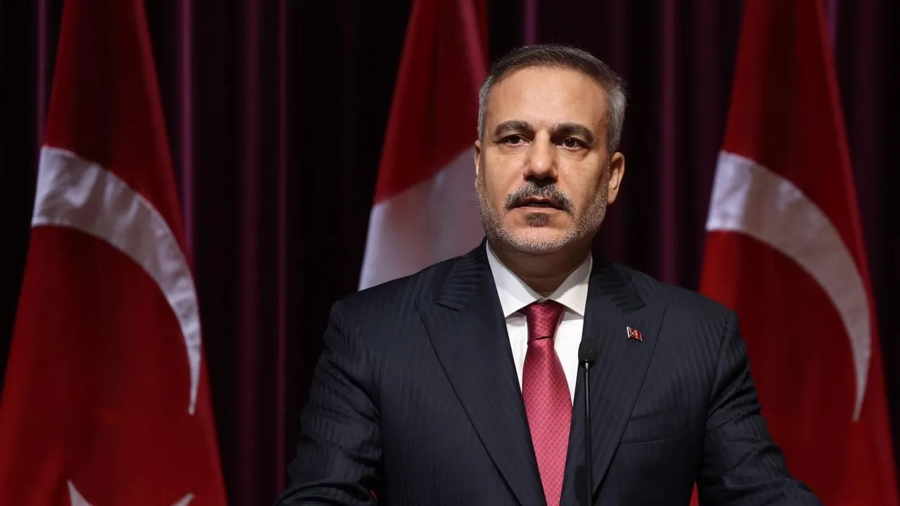 Intenso trabalho diplomático do Ministro Fidan