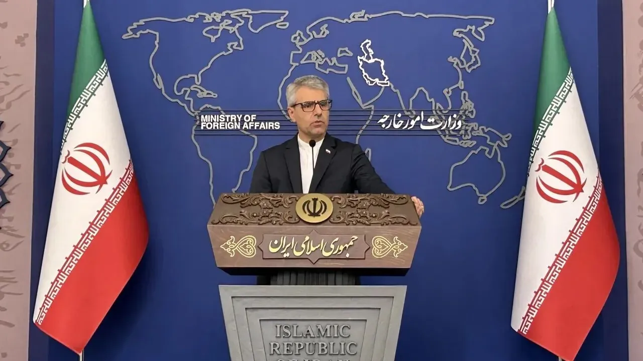 بقائی: ایران و عمان درباره مختصات مسیر عبور کشتیهای تجاری در تنگه هرمز به تفاهم رسیدند