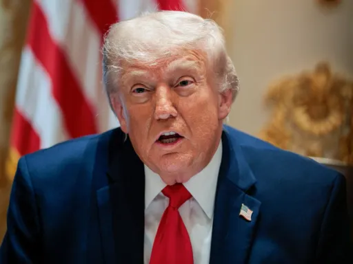 Trump desmente notícias de que os EUA enfrentam escassez de munições