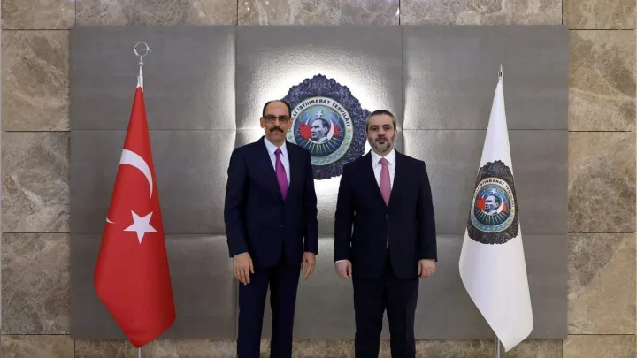 رئيس الاستخبارات التركية ووزير الخارجية السوري يبحثان التعاون الثنائي ومكافحة الإرهاب