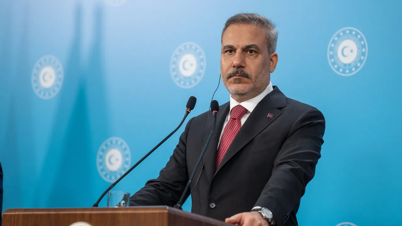 فيدان: الحفاظ على أمن واستقرار سوريا مسؤولية مشتركة والهجمات الإسرائيلية أكبر تهديد