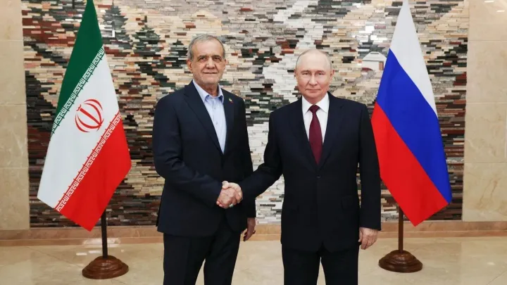 پزشکیان در دیدار با پوتین از مواضع روسیه در قبال ایران قدردانی کرد