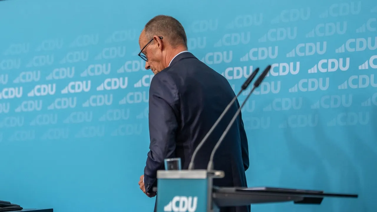 Fast jeder Zweite erwartet Kanzlerwechsel vor Jahresende