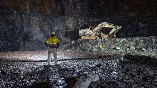 Multiple unions threaten strikes at Barrick sites in Mali