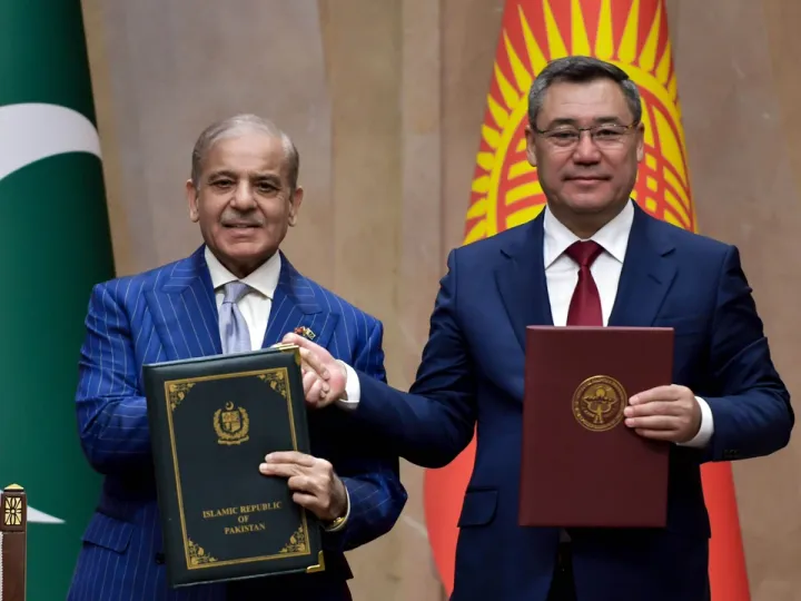 قرقیزستان و پاکستان بر توسعه تجارت دوجانبه تأکید کردند