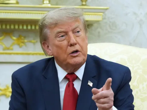 Trump: "Posso fazer explodir todo o Irão"